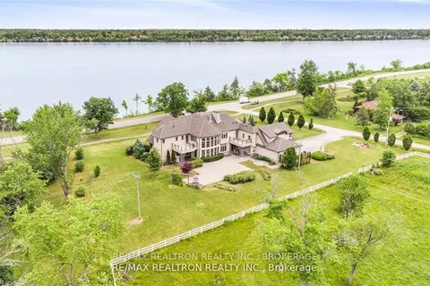 3629 NIAGARA RIVER Pkwy, Fort Erie, ON L2A 5M4