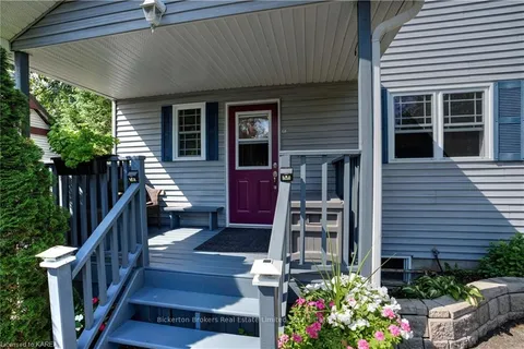 13 STURTIVANS Lane, ON K7G 2V4