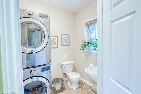 390 DENRIDGE Rd, Stone Mills, ON K0K 2Z0