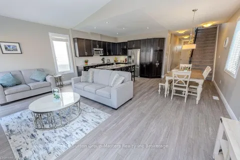 404 BETH Cres, Kingston, ON K7P 0K9