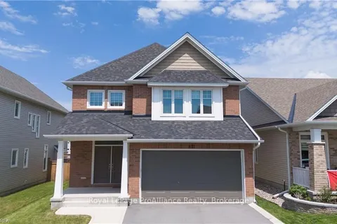 621 HALLOWAY Dr, Kingston, ON K7K 0H5