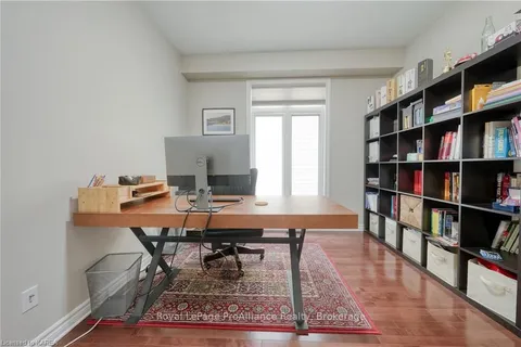 621 HALLOWAY Dr, Kingston, ON K7K 0H5