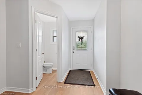 3486 PRINCESS St, Kingston, ON K7P 0L4