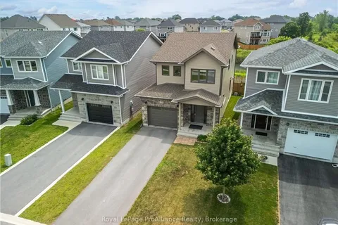 1147 HORIZON Dr, Kingston, ON K7P 0M3