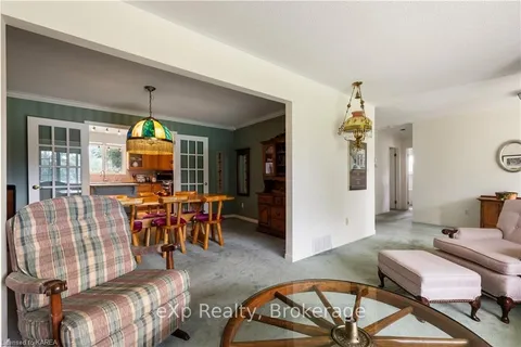 4953 BRADFORD Rd, South Frontenac, ON K0H 1V0