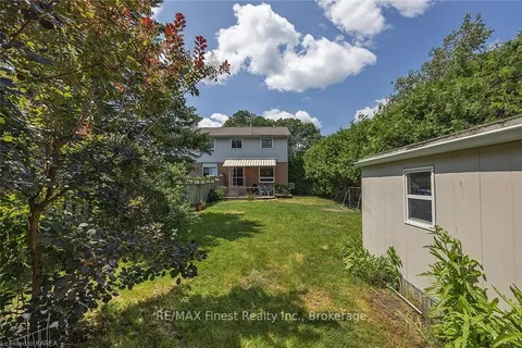 43 BARKER Dr, Kingston, ON K7K 6X6