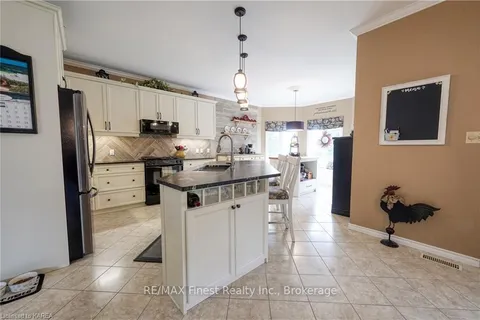 108 GRAYROCK Cres, ON K7G 2V4