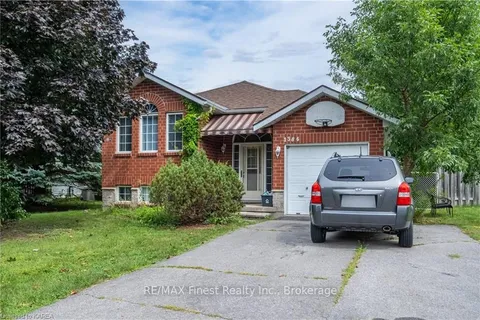 1386 BRACKENWOOD Cres, Kingston, ON K7P 2W4
