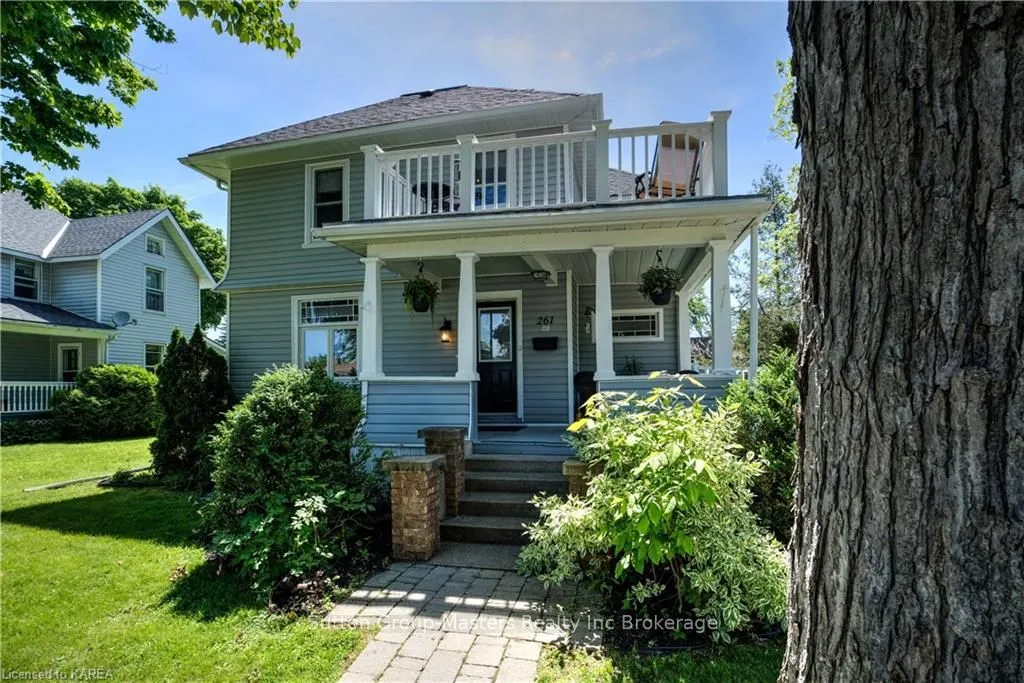 261 ARTHUR St, Gananoque, ON K7G 1B3