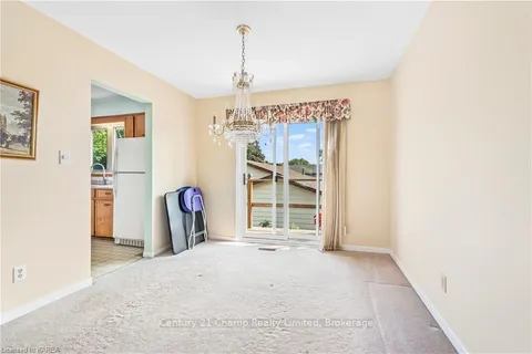 772 HILLSIDE Dr, Kingston, ON K7M 5Y7