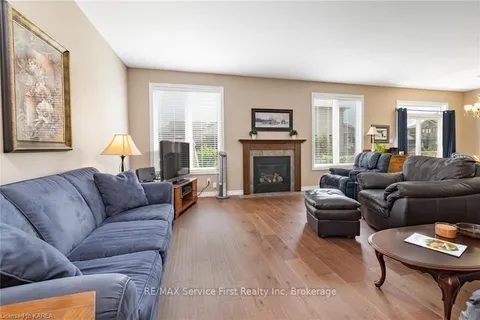 2630 DELMAR St, Kingston, ON K7P 0J1