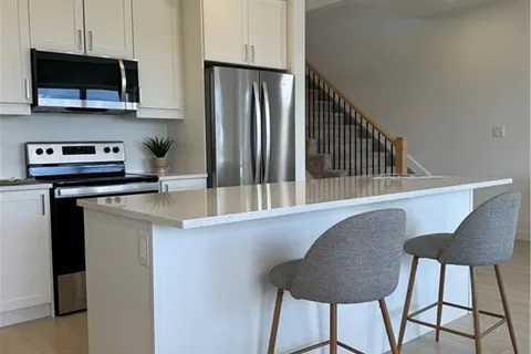 219 SUPERIOR Dr, Loyalist, ON K7N 0E9