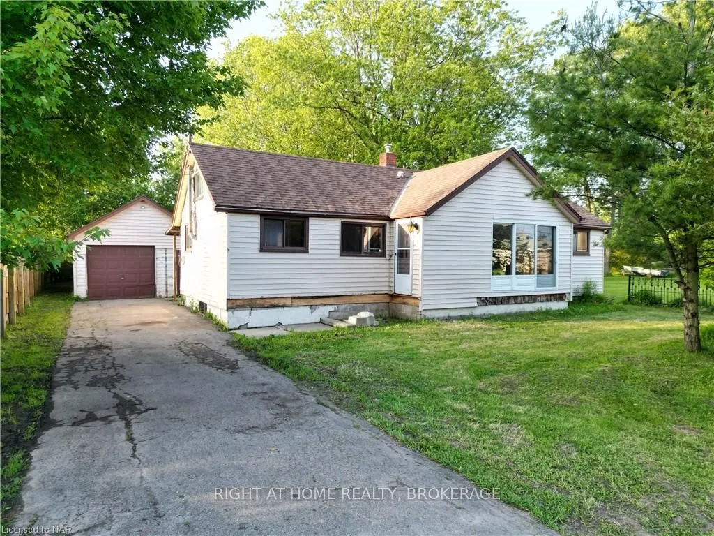 10848 LAKESHORE ROAD, Wainfleet, ON L3K 5V4
