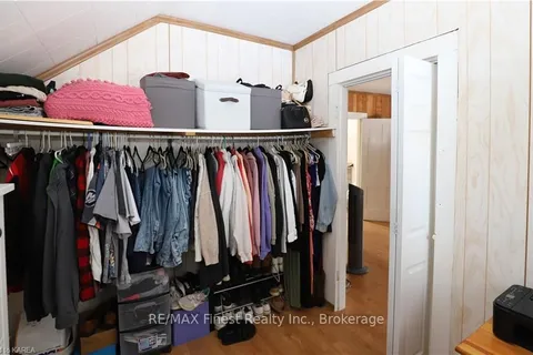 5 REID St, Athens, ON K0E 1B0