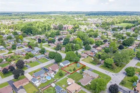 23 &amp; 29 DEXTER Dr, Welland, ON L3C 2Y8