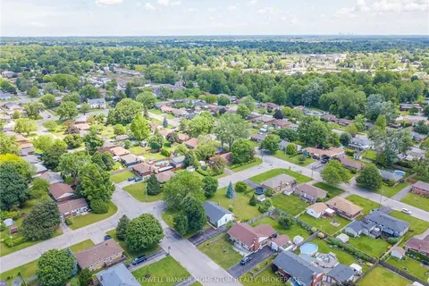 23 &amp; 29 DEXTER Dr, Welland, ON L3C 2Y8