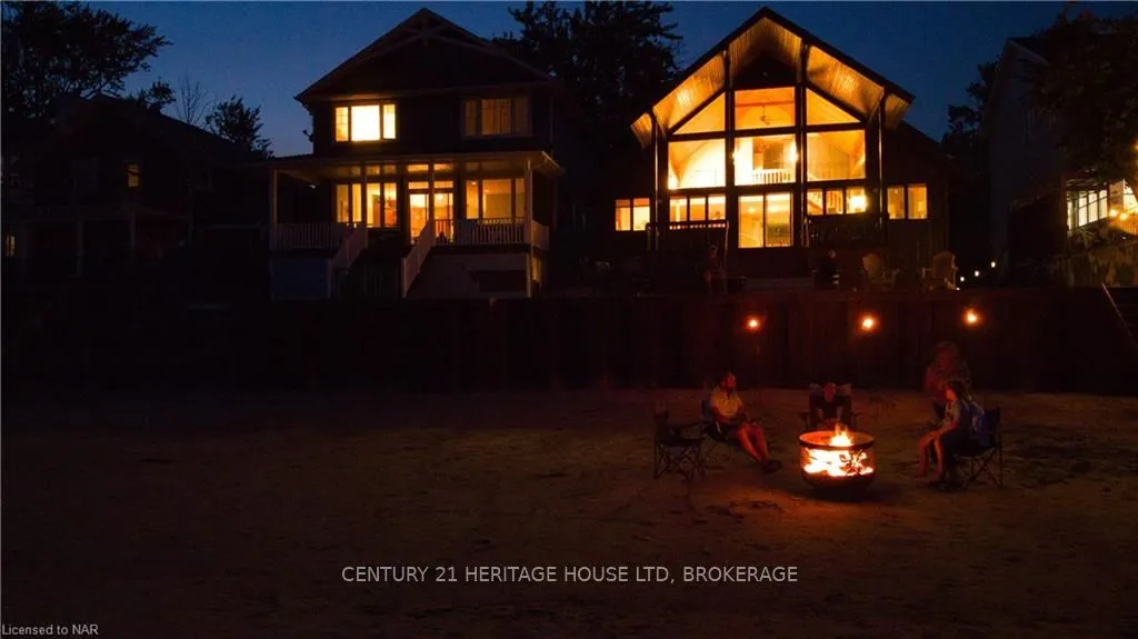 Detached living room at 4337 ERIE RD Rd Fort Erie