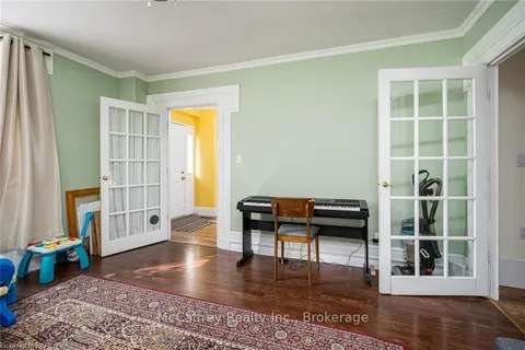 11 WATER St, Stone Mills, ON K0K 2S0