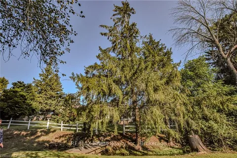 1084 COUNTY ROAD 6, Loyalist, ON K0H 2H0