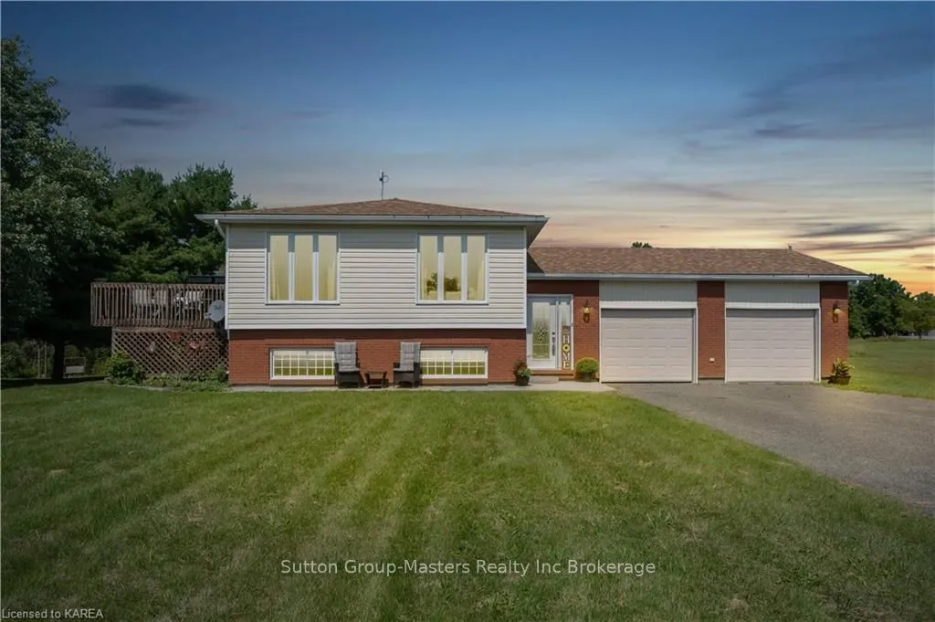 3034 RAILTON Rd, South Frontenac, ON K0H 1V0