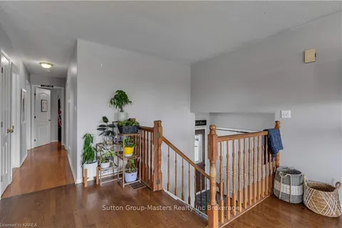 3034 RAILTON Rd, South Frontenac, ON K0H 1V0