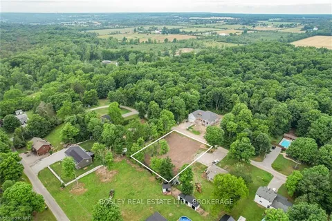 4909 MAPLEVIEW CRES Cres, Port Colborne, ON L0D 1R0