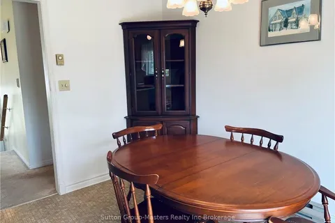 1728 FLOYD Ave, Kingston, ON K7L 4V4