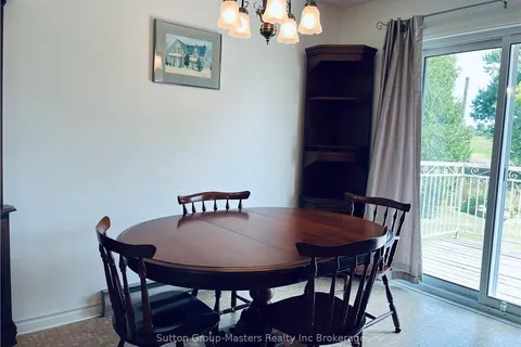 1728 FLOYD Ave, Kingston, ON K7L 4V4