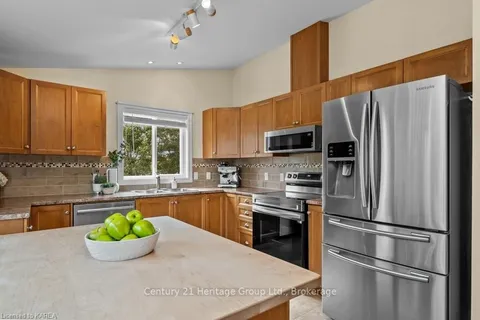 386 SHORT POINT Rd, Rideau Lakes, ON K0E 1N0