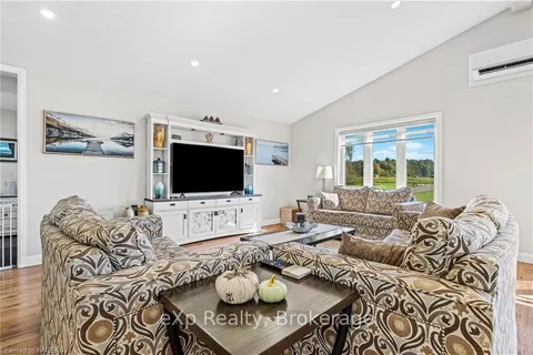 59 BULLFROG BAY Rd, ON K0E 1L0