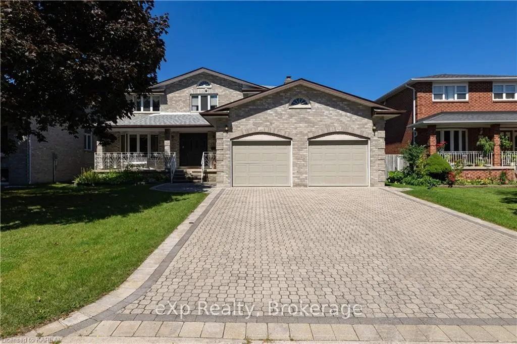 617 RIVERMEADE Ave, Kingston, ON K7M 7Z5