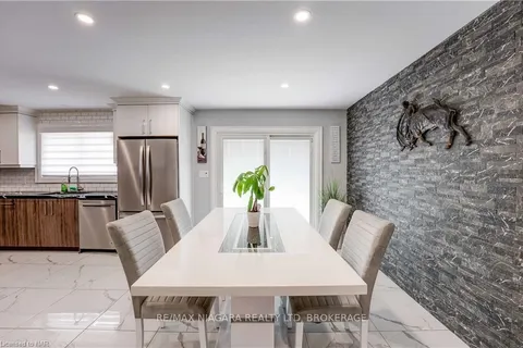 5820 RAMSEY Rd, Niagara Falls, ON L2G 0C6