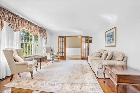 1285 CHANNELVIEW Rd, Kingston, ON K7L 4V1