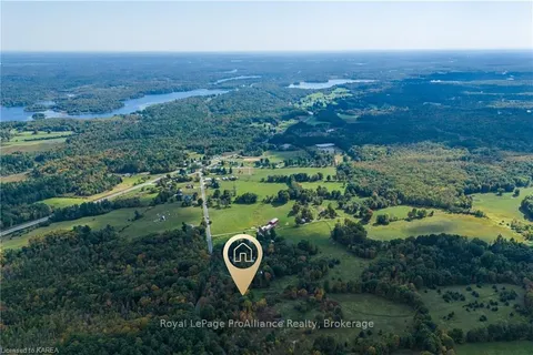 1143 OAK FLATS Rd, Central Frontenac, ON K0H 1T0