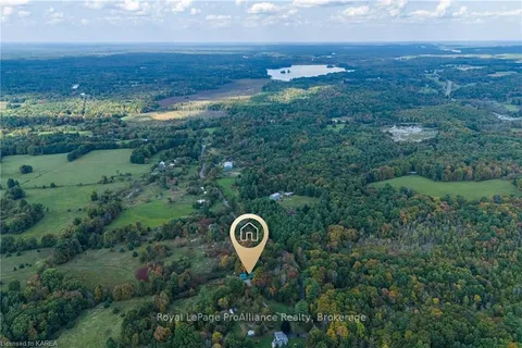 1143 OAK FLATS Rd, Central Frontenac, ON K0H 1T0