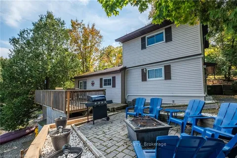 1057 QUINTE CONSERVATION Lane, South Frontenac, ON K0H 2W0