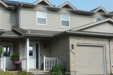 542 GARDEN St, Gananoque, ON K7G 3K2