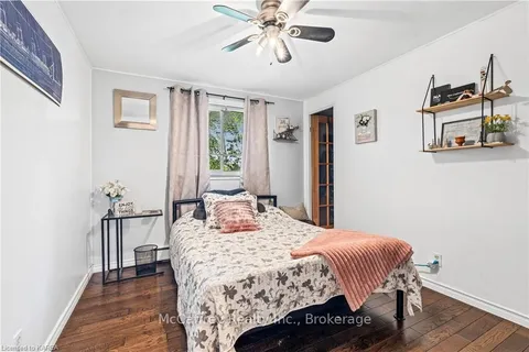 42 CLAIRTON Pl, Loyalist, ON K7N 1R7