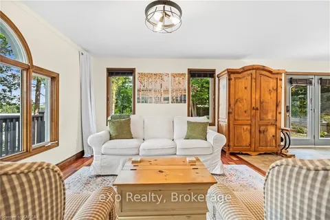 1403A EVERETT LANE, South Frontenac, ON K0H 2T0