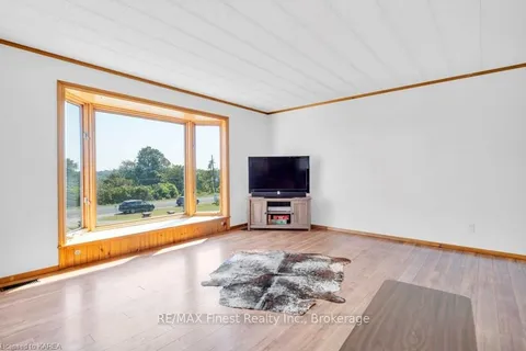 1360 COUNTY ROAD 17, ON K0K 2P0