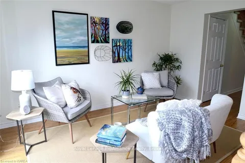 74 MCKEOWN Cres, Loyalist, ON K7N 1Y5