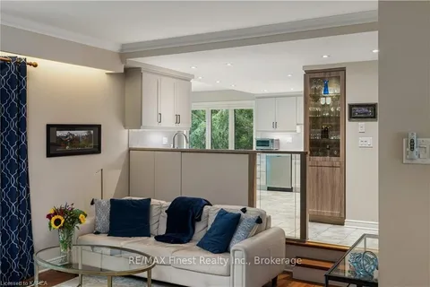 551 RANKIN Cres, Kingston, ON K7M 7K6