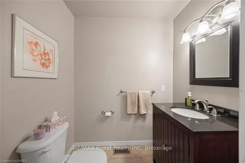 1251 LONGWOOD Terr, Kingston, ON K7P 3B9