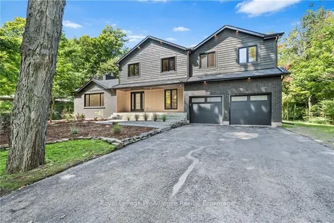 17 RIVERSIDE Dr, Kingston, ON K7L 4V1