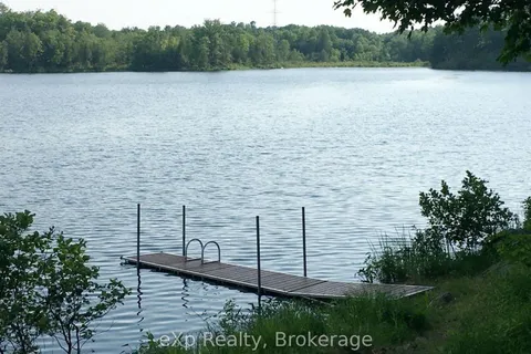 1030 PETE&apos;S Lane, South Frontenac, ON K0H 2W0