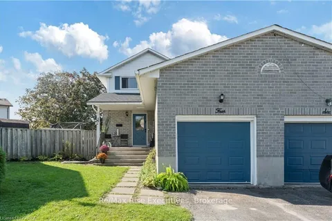 4 ADLEY Pl, Kingston, ON K7K 6G8