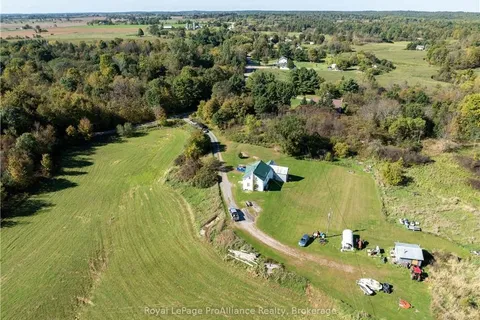120 BERRY Rd, Leeds and the Thousand Islands, ON K7G 2V3
