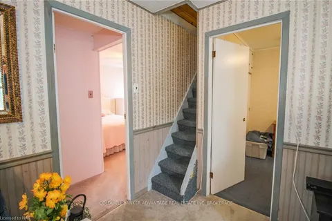 397 DIEPPE St, Welland, ON L3B 4V5