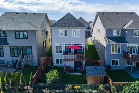 657 GWEN Ave, Kingston, ON K7P 0M2