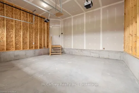 163 CREIGHTON Dr, Loyalist, ON K0H 2H0